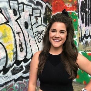 Meet your Posher, Lisa